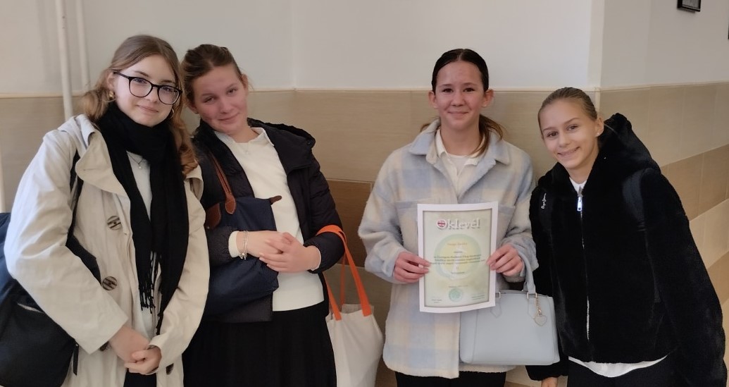 Idegen nyelvi versmondó versenyen jártunk