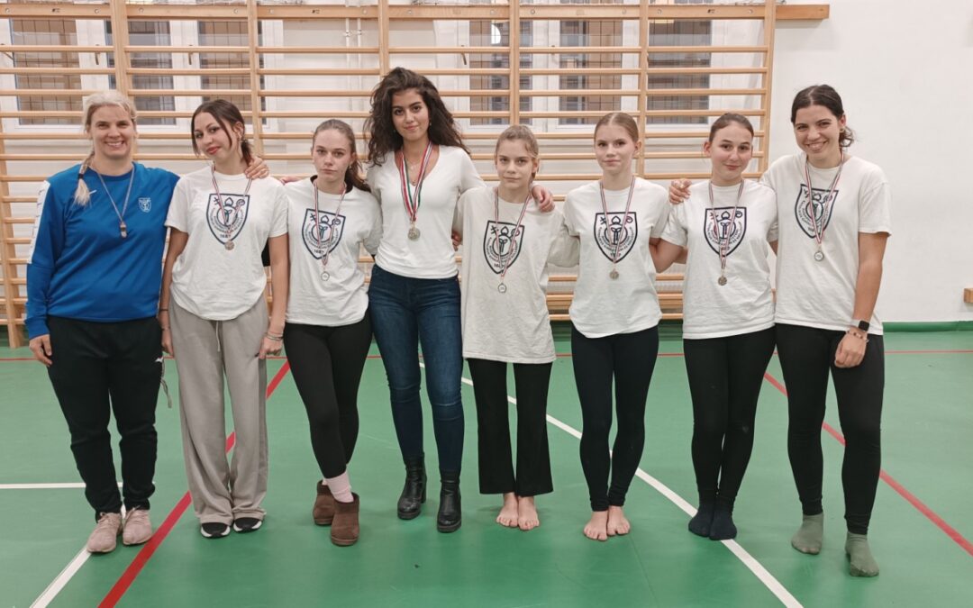 A BTSz Kötélmászó és Függeszkedő versenye az EKG-ban