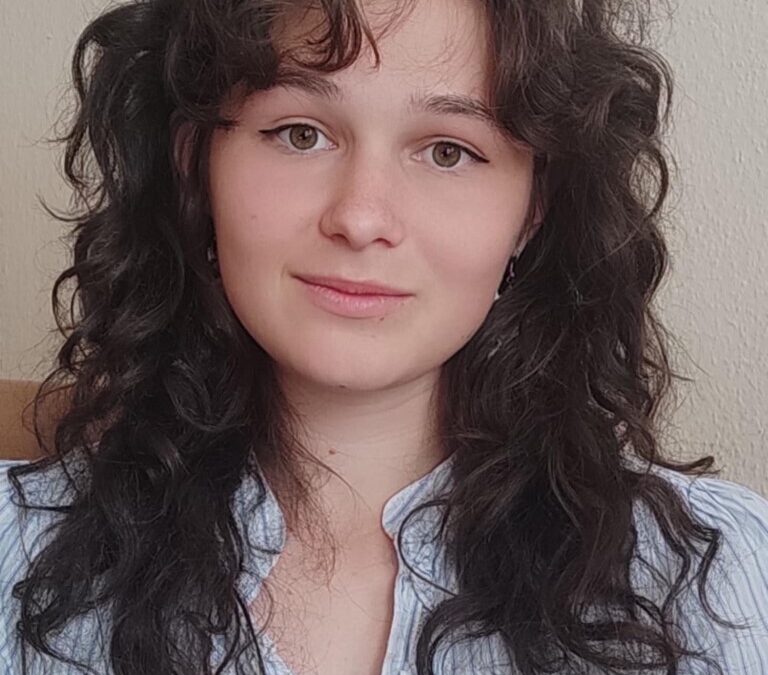 Pszichológus hallgató – Horváth Luca